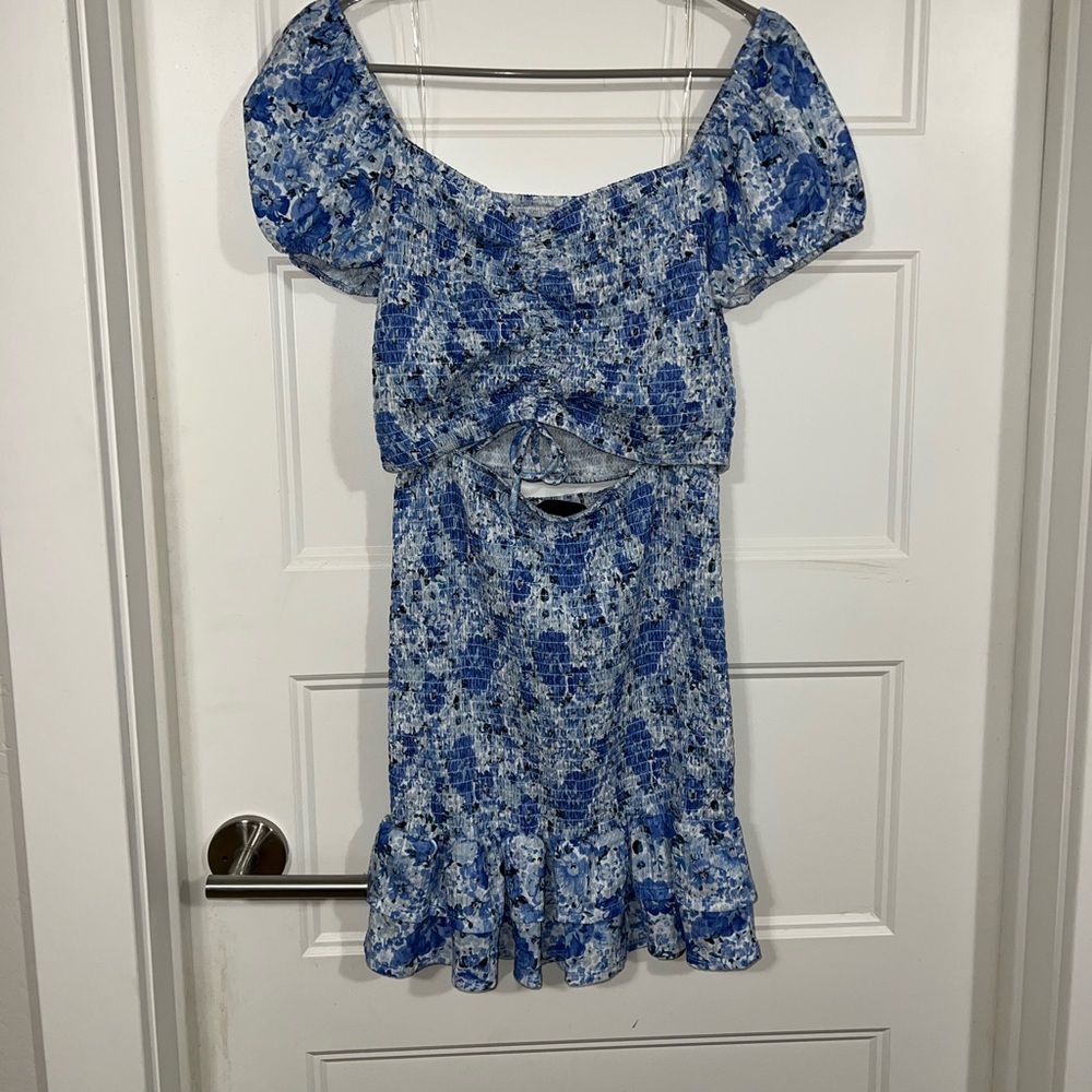 Two peice slim fitting outfit